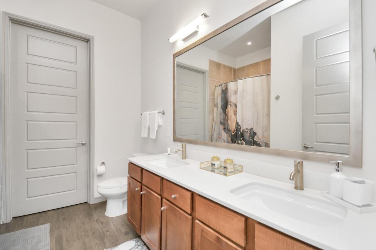 Elan Maison Smart Hub In The Heart Of Downtown Houston Apartman Kültér fotó